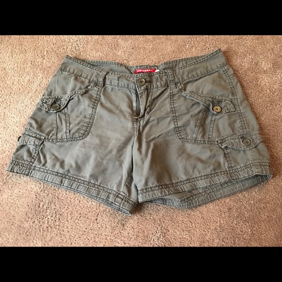SHORTS BUNDLE - Picture 6 of 7